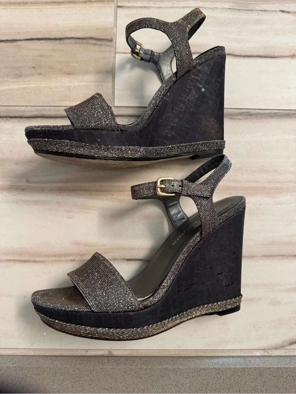 EUC STUART WEITZMAN PYRITE NOCTURN WEDGE
SZ 9.5
RARE FIND
DRESSY OR CASUAL - Picture 2 of 3